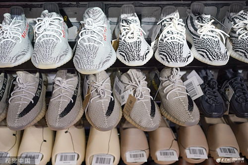 阿迪达斯宣布停产 椰子鞋 多家品牌宣布同Kanye终止合作